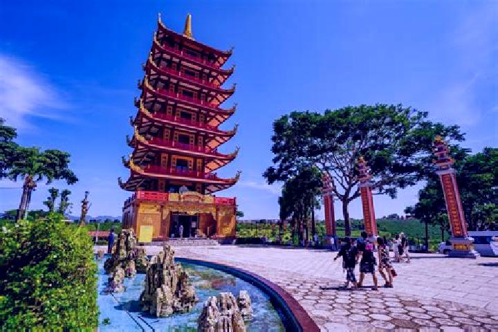Ellie, 32 — Escort in Bao Loc, Vietnam