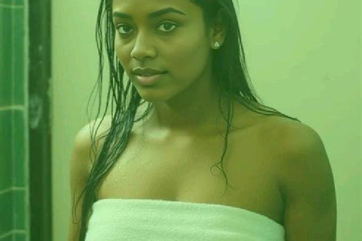 Ellie, 32 — Escort in Rubim, Brazil