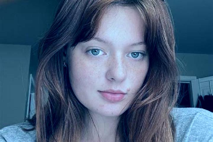 Ellie, 33, a auburn blue-eyed caucasian companion based in Bad Ischl. Offering BDSM, Deep French Kissing, Fetish, Domination. Available for incall and outcal...
