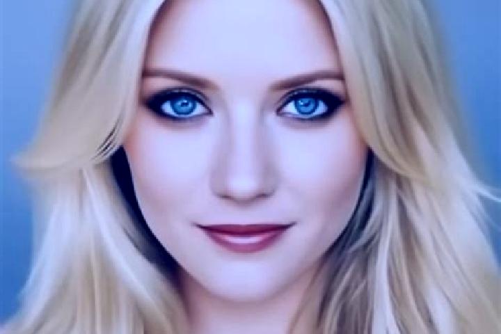Ellie, 33, a blonde amber-eyed indian companion based in Grundarhverfi. Offering CIM, Massage, GFE, Fetish, A-Level. Available for incall and outcall, day an...