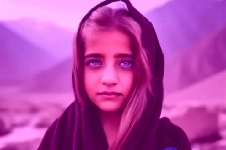 Ellie, 33, a blonde amber-eyed middle eastern companion based in Sefidshahr. Offering Striptease, OWO, Party Girl, Roleplay, BDSM. Available for incall and o...