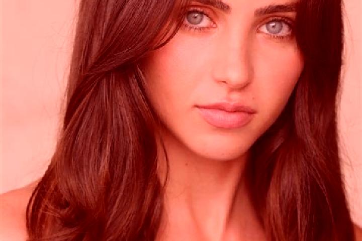 Ellie, 33, a blonde brown-eyed indian companion based in Capoeiras. Offering Duos, Fetish, Prostate Massage. Available for incall and outcall, day and evenin...