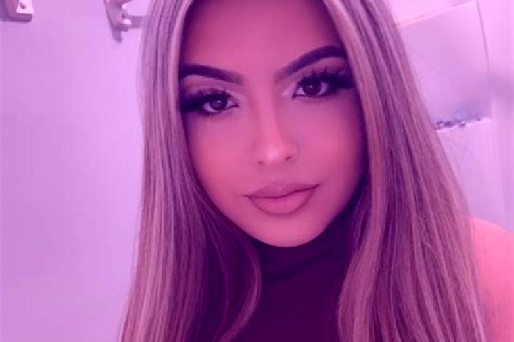 Ellie, 33, a chestnut blue-eyed mixed companion based in Quebrada Tula. Offering Duos, Striptease, Tantra, Party Girl. Available for incall and outcall, over...