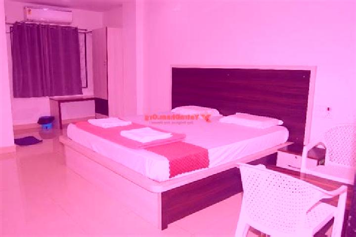 Ellie, 33 — Escort in Bhadrachalam, India
