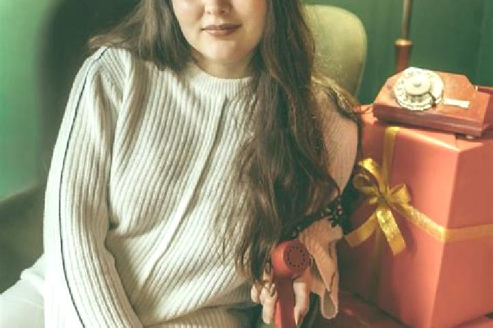 Ellie, 33 — Escort in Fontanka, Ukraine