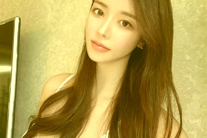 Ellie, 33 — Escort in Guangdu, China
