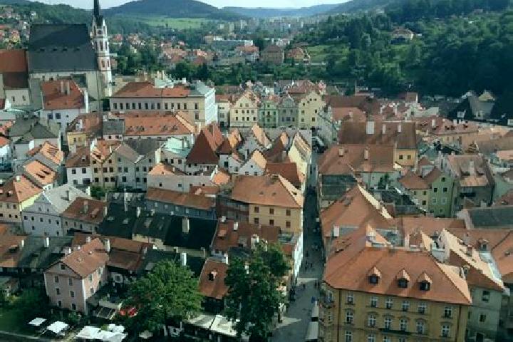 Ellie, 33 — Escort in Korouhev, Czech Republic