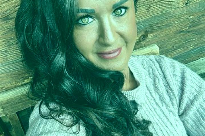 Ellie, 33 — Escort in Pressbaum, Austria