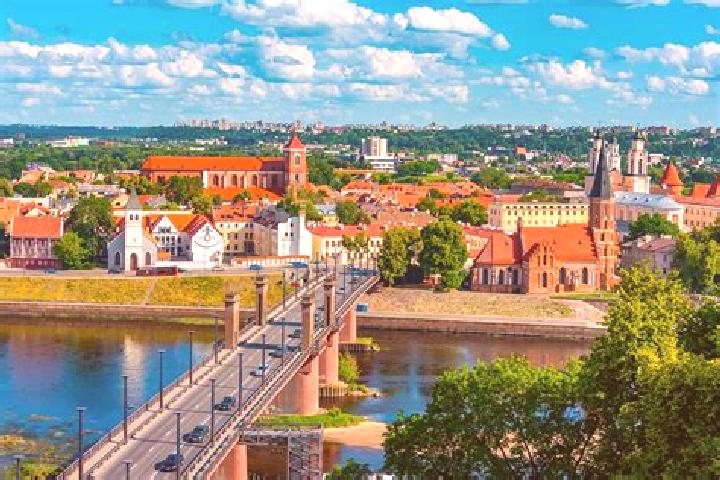 Ellie, 33 — Escort in Ramuciai, Lithuania