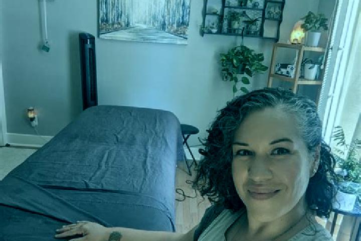 Ellie, 34, a black grey-eyed ebony companion based in Filecchio. Offering Fetish, Dinner Date, Erotic Massage. Available for incall and outcall, day and even...