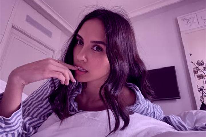 Ellie, 34, a brunette amber-eyed european companion based in Gotarrendura. Offering Party Girl, Girlfriend Experience, Overnight, A-Level. Available for inca...