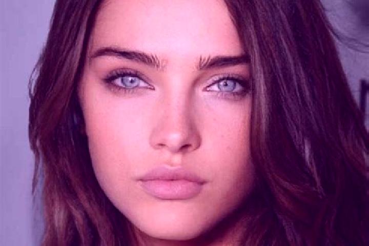 Ellie, 34, a brunette dark-eyed caribbean companion based in Schio. Offering Deep French Kissing, Couples, Duos. Available for incall and outcall, overnight ...