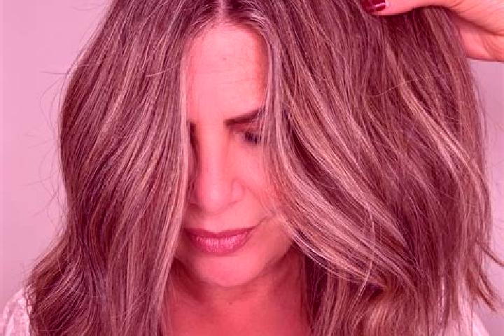 Ellie, 34, a dark blonde grey-eyed mixed companion based in Muro del Alcoy. Offering CIM, Party Girl, Fetish, Striptease. Available for incall and outcall, d...