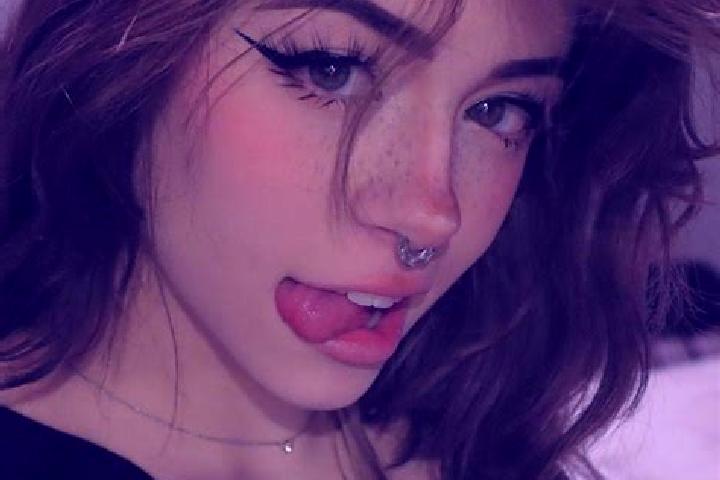 Ellie, 34, a red green-eyed mediterranean companion based in Charama. Offering OWO, A-Level, Overnight, Tantra, Deep French Kissing. Available for incall and...