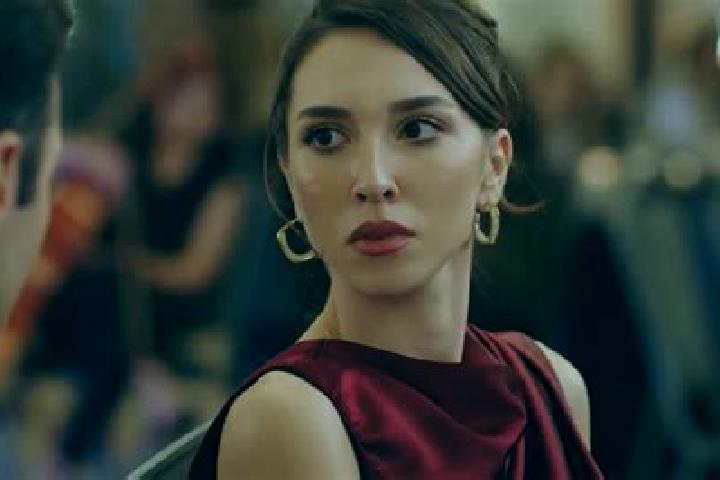Ellie, 34 — Escort in Salkim, Turkey