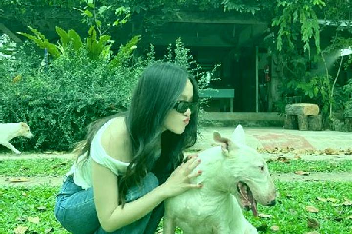 Ellie, 34 — Escort in Suan Phueng, Thailand