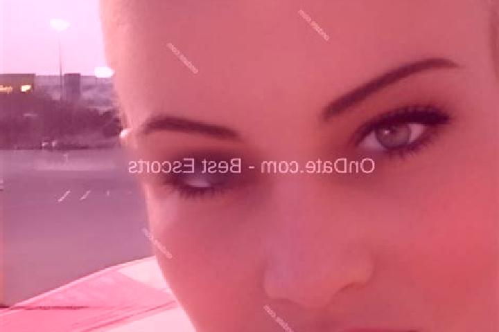 Ellie, 34 — Escort in Tebar, Spain