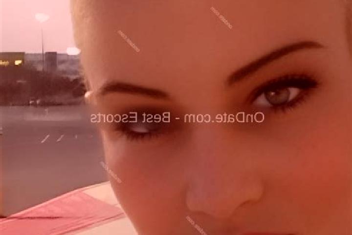 Ellie, 34 — Escort in Tuskegee, United States