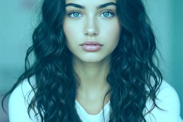 Ellie, 35, a auburn hazel-eyed mediterranean companion based in Villa del Rey. Offering Overnight, Roleplay, Striptease, 69. Available for incall and outcall...