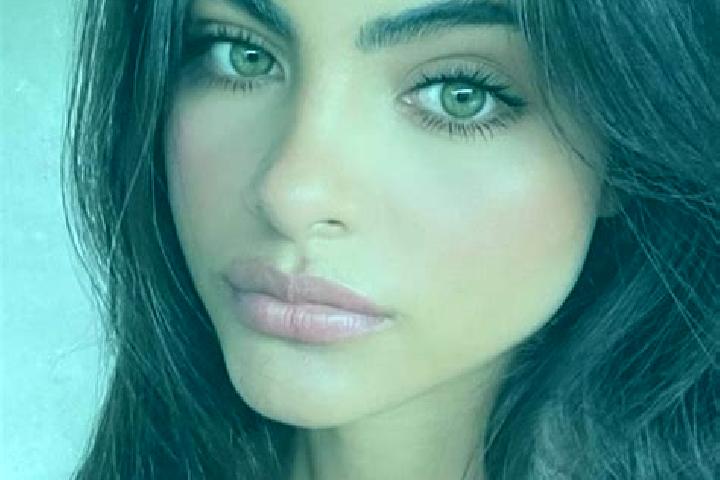 Ellie, 35, a black hazel-eyed middle eastern companion based in Guojiaba. Offering 69, Couples, A-Level, Party Girl. Available for incall and outcall, overni...