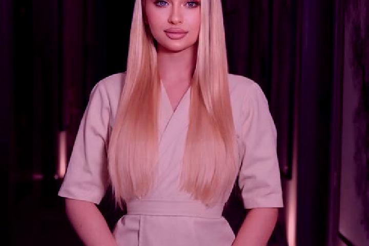 Ellie, 35, a blonde dark-eyed mediterranean companion based in Kargopol . Offering Couples, Tantra, Erotic Massage, Overnight. Available for incall and outca...