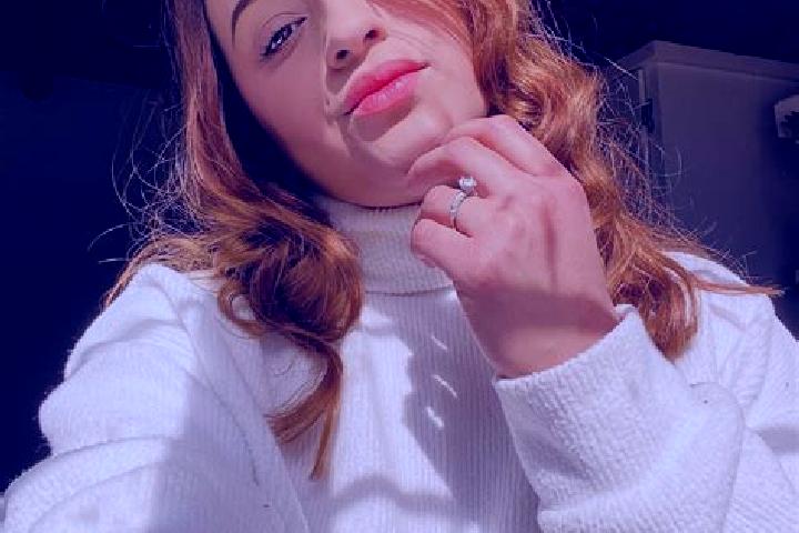 Ellie, 35 — Escort in Cey, Turkey
