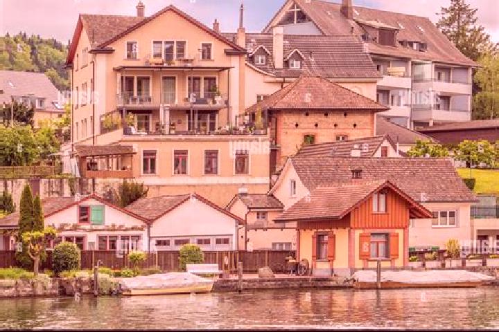 Ellie, 35 — Escort in Feuerthalen, Switzerland