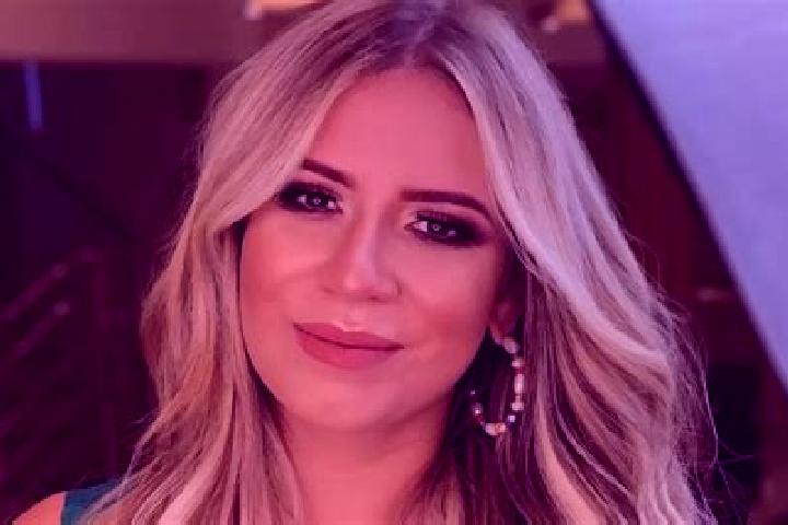 Ellie, 35 — Escort in Mendonca, Brazil