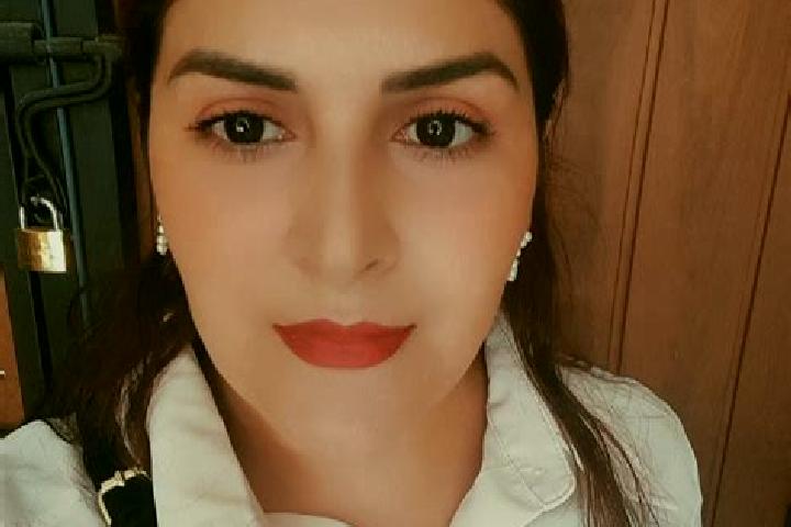 Ellie, 35 — Escort in Palmar Grande, Mexico
