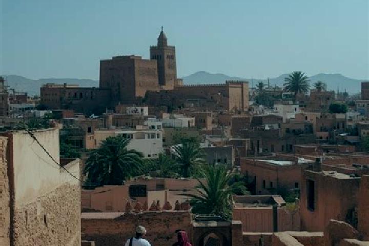 Ellie, 35 — Escort in Timahdit, Morocco