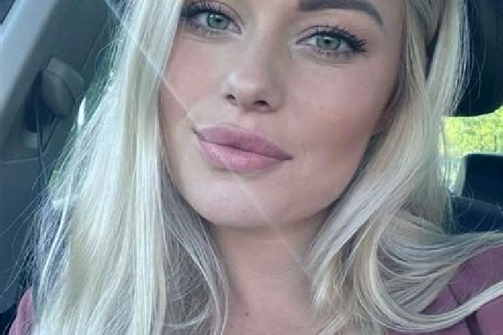 Ellie, 36, a blonde hazel-eyed caribbean companion based in Kulykivske. Offering Prostate Massage, Duos, Roleplay, Striptease. Available for incall and outca...