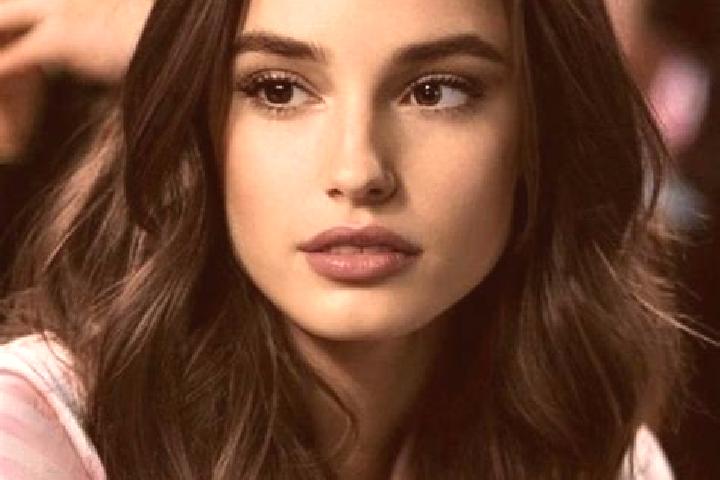 Ellie, 36, a brunette brown-eyed indian companion based in Ticonderoga. Offering Prostate Massage, Massage, Deep French Kissing, Couples. Available for incal...