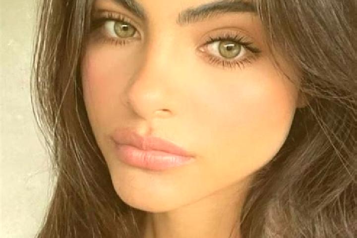 Ellie, 36, a red dark-eyed indian companion based in Mount Hermon. Offering Prostate Massage, Dinner Date, CIM, BDSM, Tantra. Available for incall and outcal...