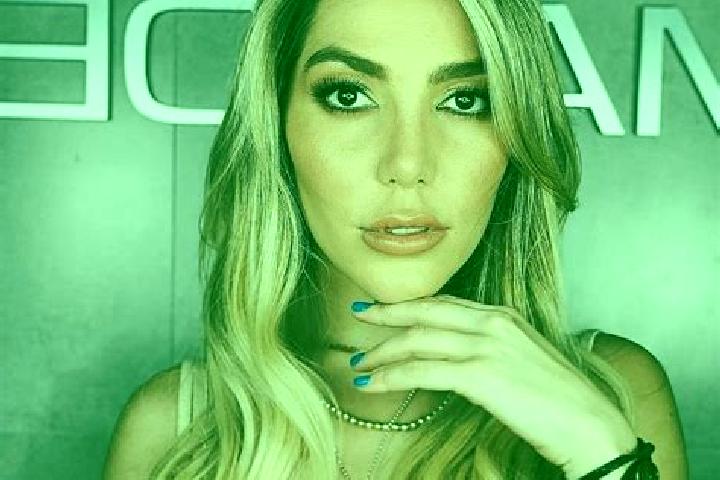 Ellie, 36 — Escort in Alija de los Melones, Spain