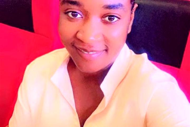 Ellie, 36 — Escort in Cangombe, Angola