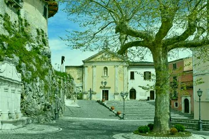 Ellie, 36 — Escort in Macchiagodena, Italy