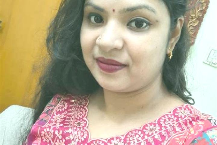Ellie, 36 — Escort in Nabinagar, India