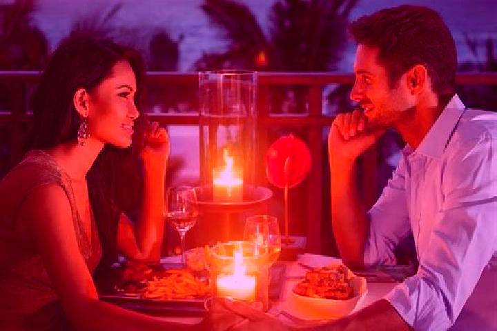 Ellie, 37, a auburn dark-eyed asian companion based in Rogoza. Offering Couples, Dinner Date, Girlfriend Experience, Deep French Kissing. Available for incal...