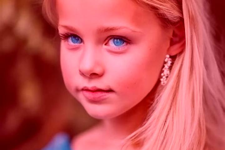 Ellie, 37, a blonde blue-eyed middle eastern companion based in New Palestine. Offering Girlfriend Experience, Massage, Prostate Massage, Overnight. Availabl...