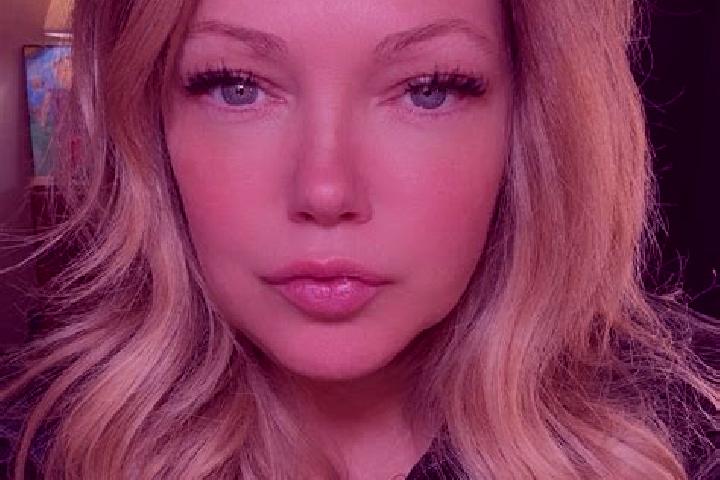 Ellie, 37 — Escort in Canastota, United States