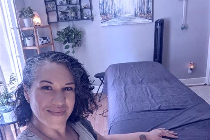 Ellie, 38, a black brown-eyed mixed companion based in Jardim Paulista. Offering Massage, BDSM, Dinner Date, Erotic Massage. Available for incall and outcall...