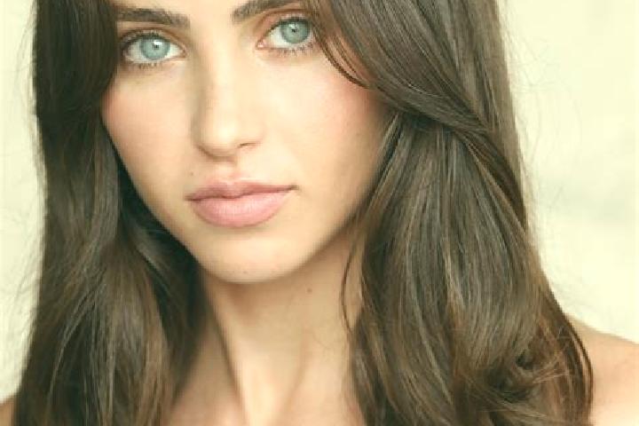 Ellie, 38, a brunette brown-eyed latina companion based in Porkeri. Offering A-Level, Fetish, Duos, BDSM. Available for incall and outcall, day and evening d...