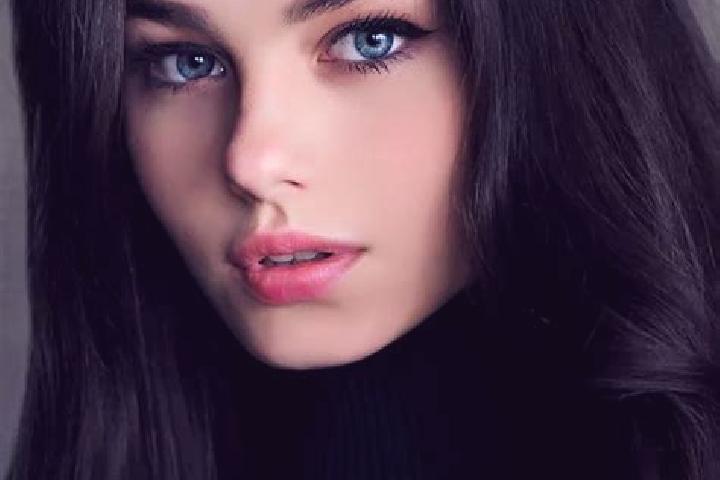 Ellie, 38, a brunette dark-eyed slavic companion based in Soukourougban. Offering 69, Dinner Date, Party Girl. Available for incall and outcall, day and even...