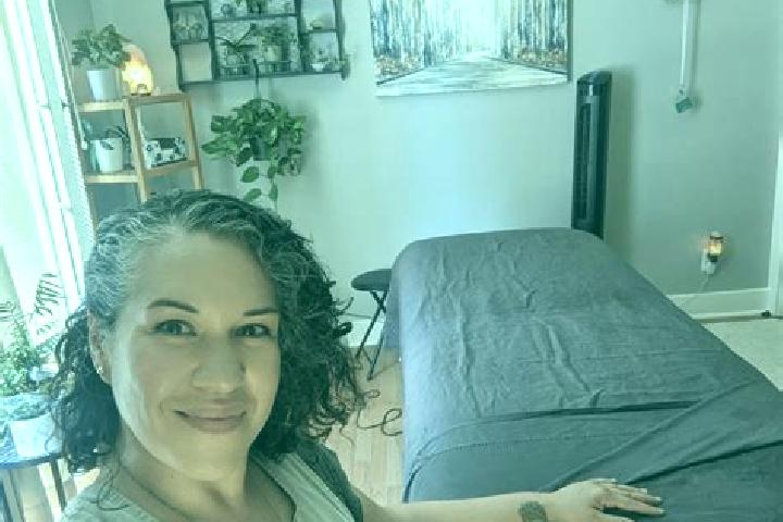 Ellie, 38, a dark blonde amber-eyed ebony companion based in Indian Springs. Offering Erotic Massage, 69, CIM, Domination. Available for incall and outcall, ...