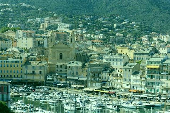 Ellie, 38 — Escort in Bastia, France