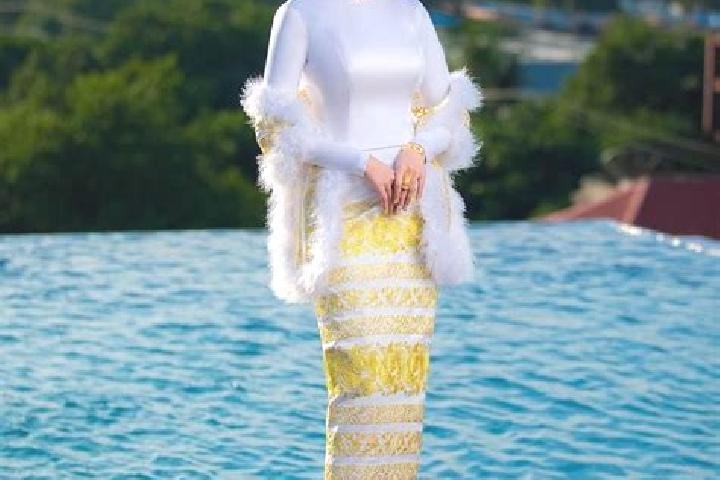 Ellie, 38 — Escort in Kungyangon, Myanmar