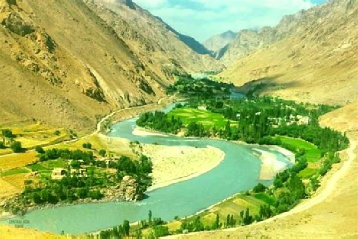 Ellie, 38 — Escort in Norak, Tajikistan