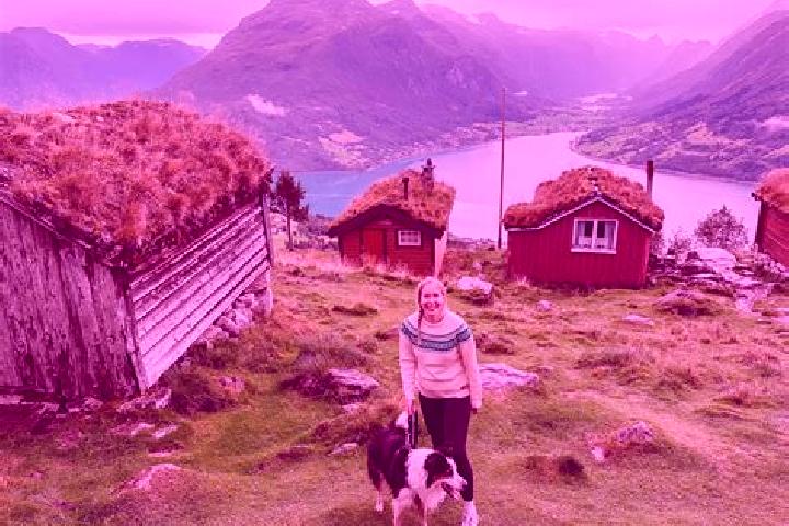 Ellie, 38 — Escort in Raudeberg, Norway