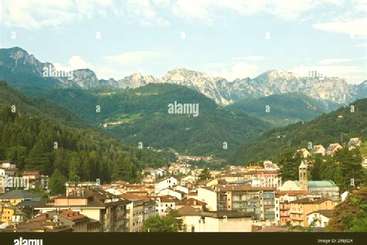 Ellie, 38 — Escort in Recoaro Terme, Italy