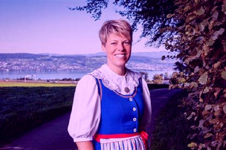 Ellie, 38 — Escort in Richterswil, Switzerland